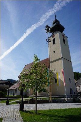      Pfarrkirche                          